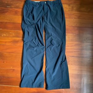 REI size 10 Petite black activewear pants